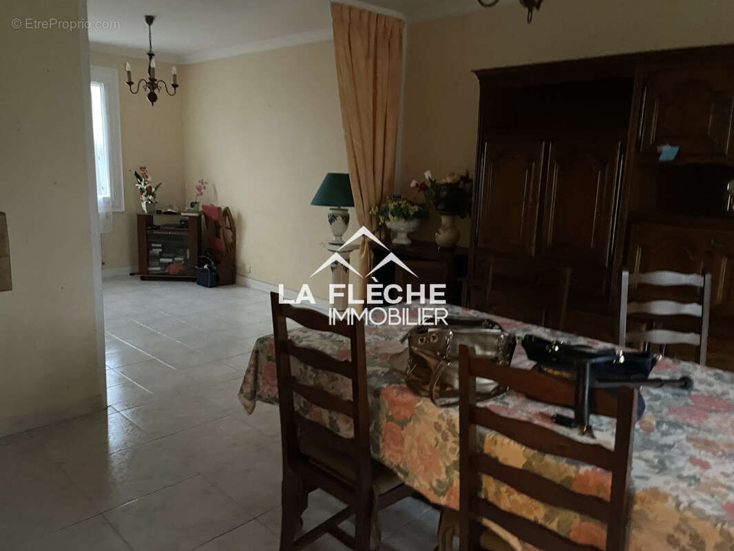 Maison à LA FLECHE