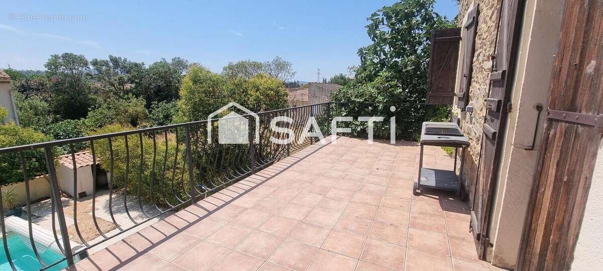 Maison 240 m² à Castelnau-D'aude  - photo 3