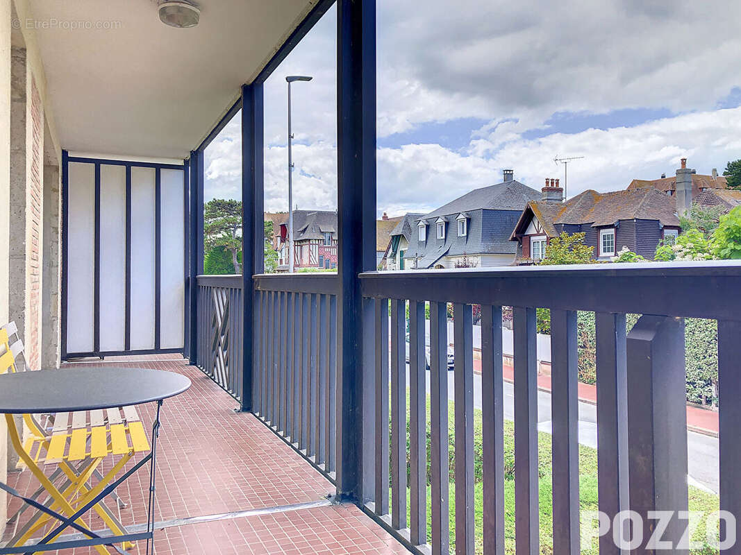 Appartement Deauville 2 pièce(s) 40 m2 avec terrasse, parking et cave - photo 5