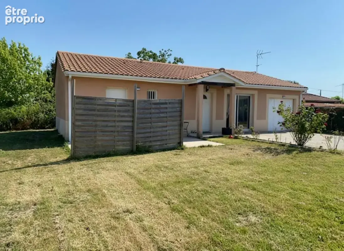Maison à LA LANDE-DE-FRONSAC