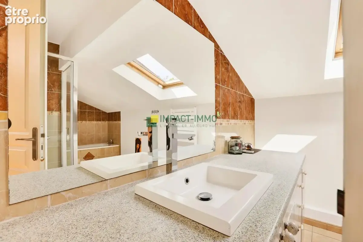 Colombes – allée molière : loft d’exception de 216 m² avec patio central, terrasse plein ciel et potentiel de 4 à 6 chambres - photo 16