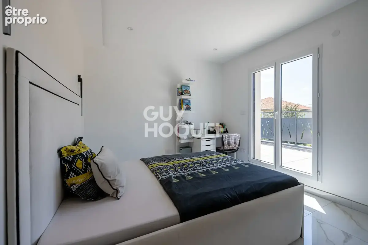 AUBIERE - Villa moderne de 150 m² avec piscine - photo 14