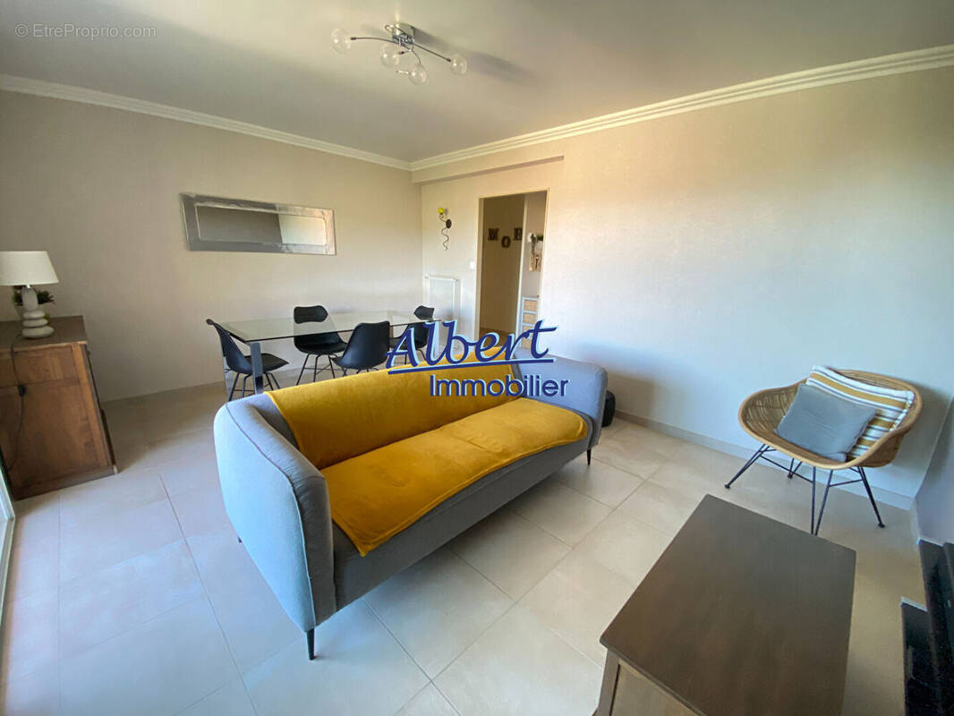 Appartement à OLLIOULES