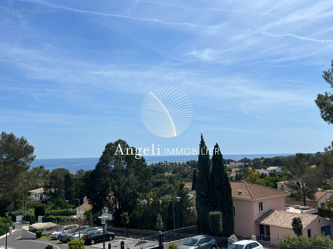 Appartement à FREJUS