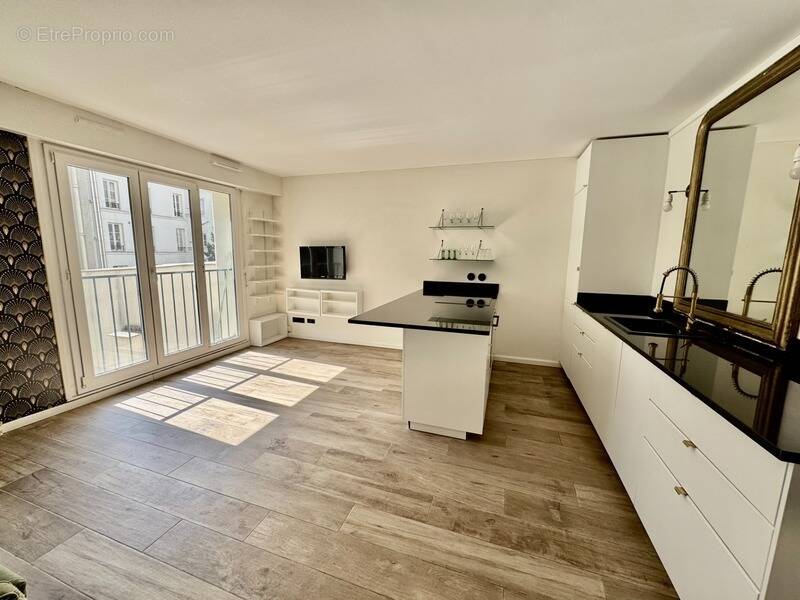 Appartement à PARIS-19E