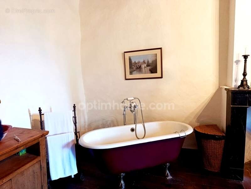 Maison à MOUILLERON-EN-PAREDS
