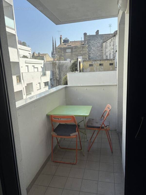 Appartement à BORDEAUX