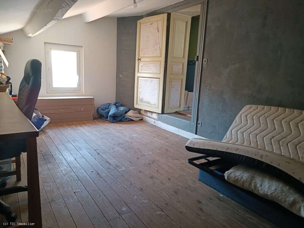 Maison à RUFFEC