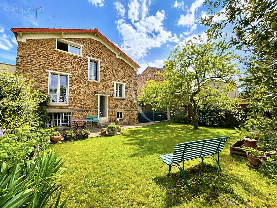 Maison à FONTENAY-SOUS-BOIS