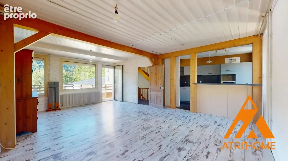 Maison 5 pièces 126 m² à vendre à Vic-Sur-Cere (15800) - photo 3