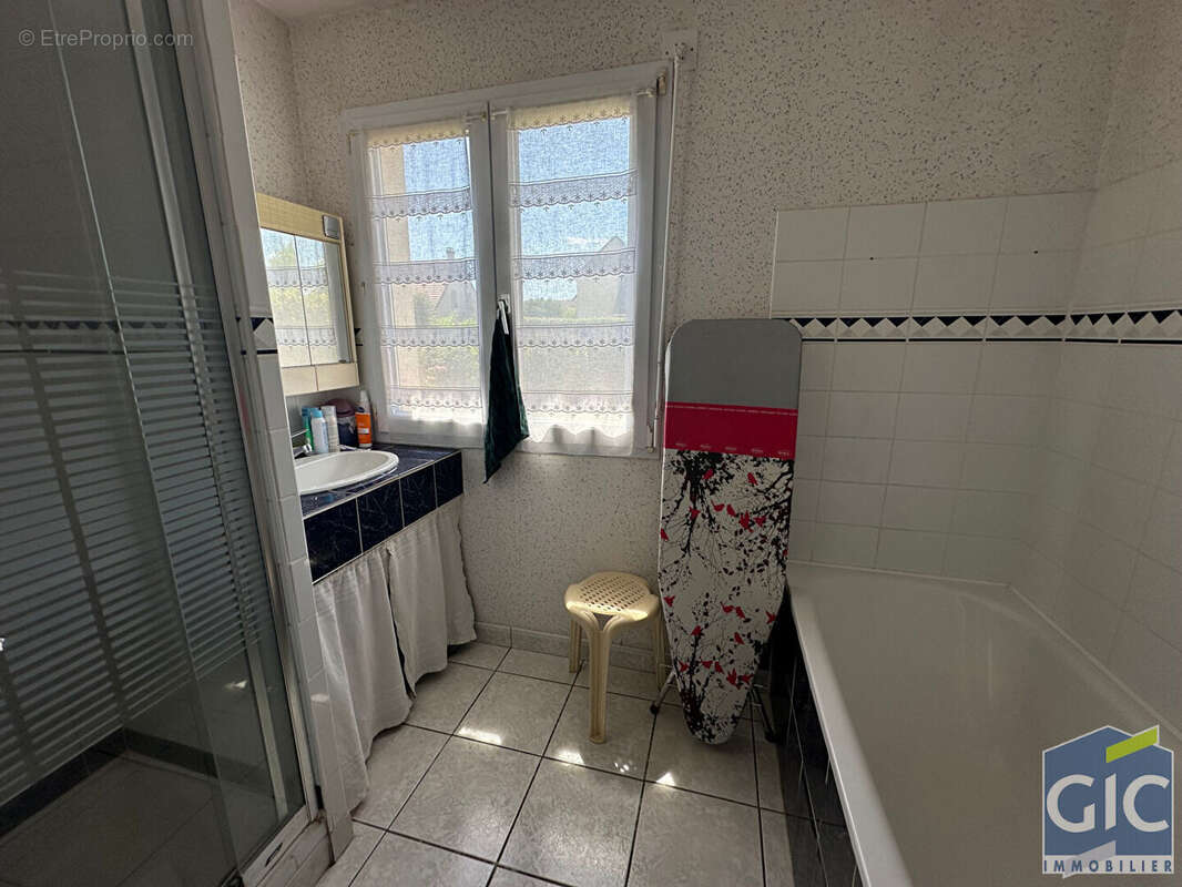 Maison à SAINT-CONTEST