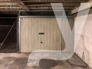 Parking à PARIS-11E