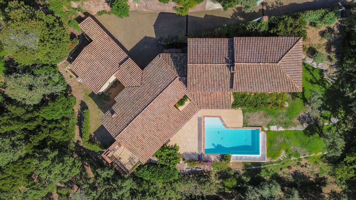 Maison à CAVALAIRE-SUR-MER