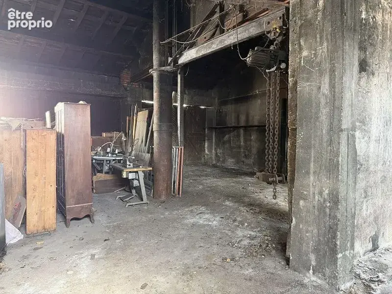 Commerce 250 m² à Leigneux  - photo 5