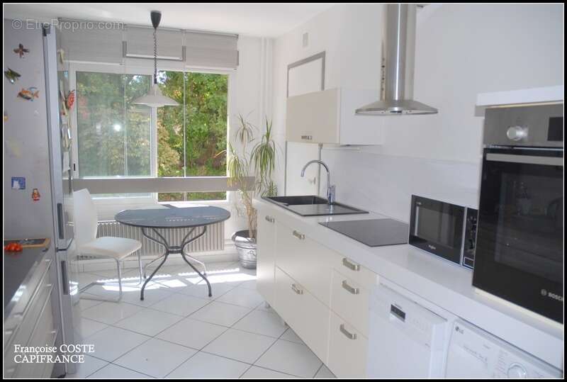 Appartement à SAINTE-FOY-LES-LYON