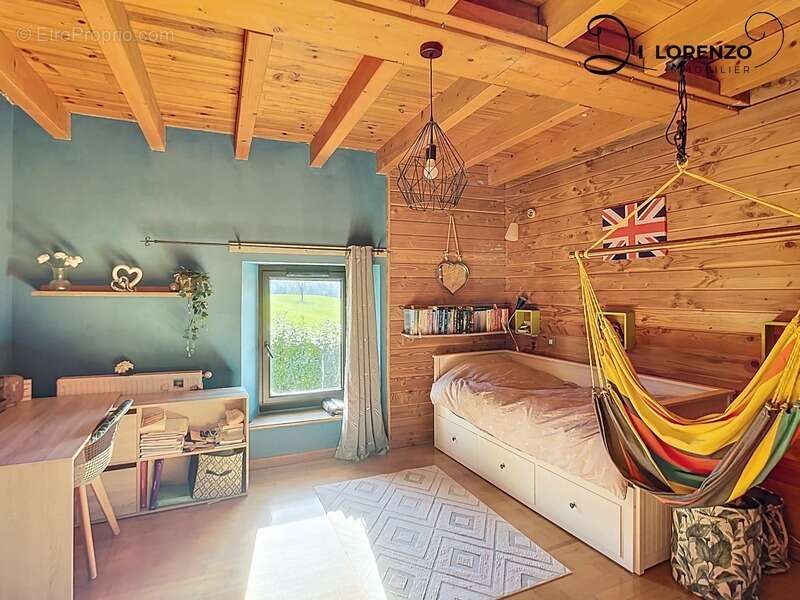 Maison à MEYRIEUX-TROUET