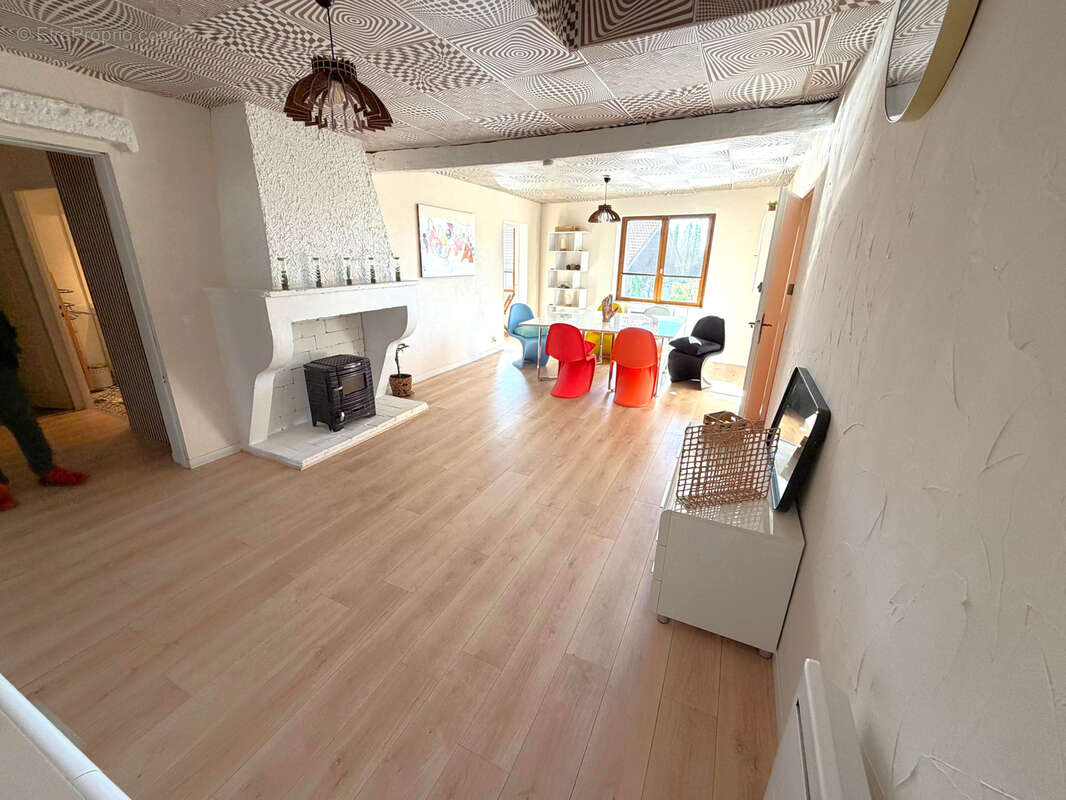 Appartement à VERNEVILLE