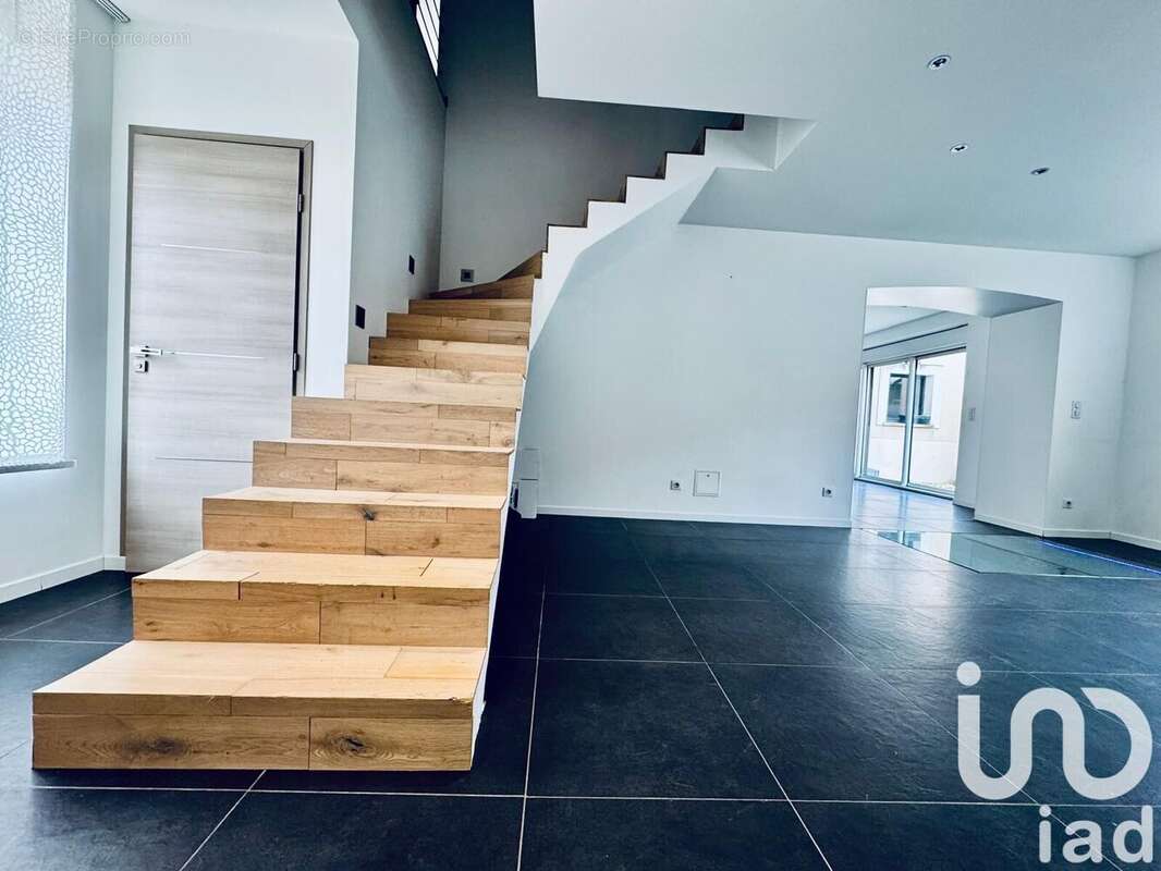 Maison 342 m² à Mailly-Champagne  - photo 6