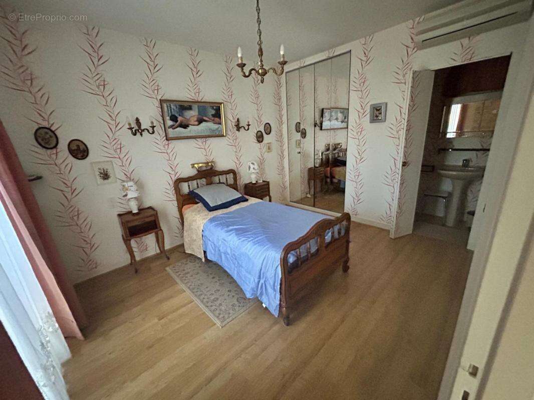 Maison 5 pièces / 135 m² / 169 000 EUR / PONT-DE-LARN - photo 8