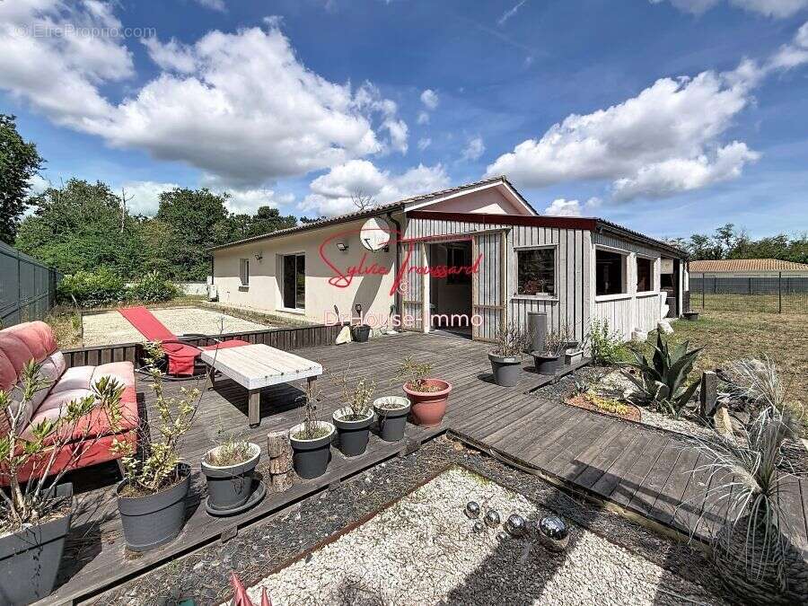 Maison 128 m² à Le Pian-Medoc  - photo 18