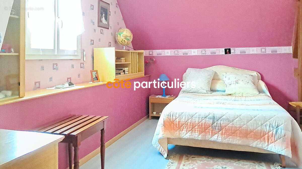 Maison Saint Germain Des Pres 8 pièce(s) 188 m2 - photo 9