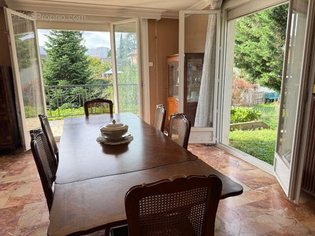 Maison à VENISSIEUX