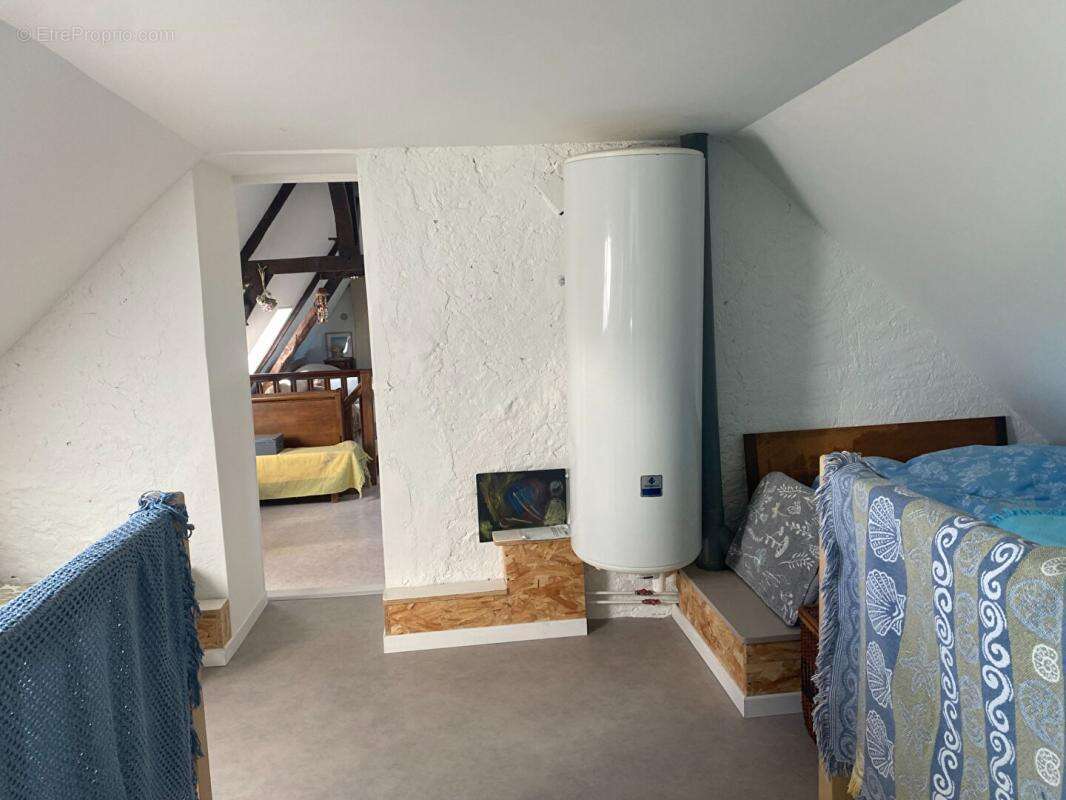 Maison à MEZIERES-EN-BRENNE