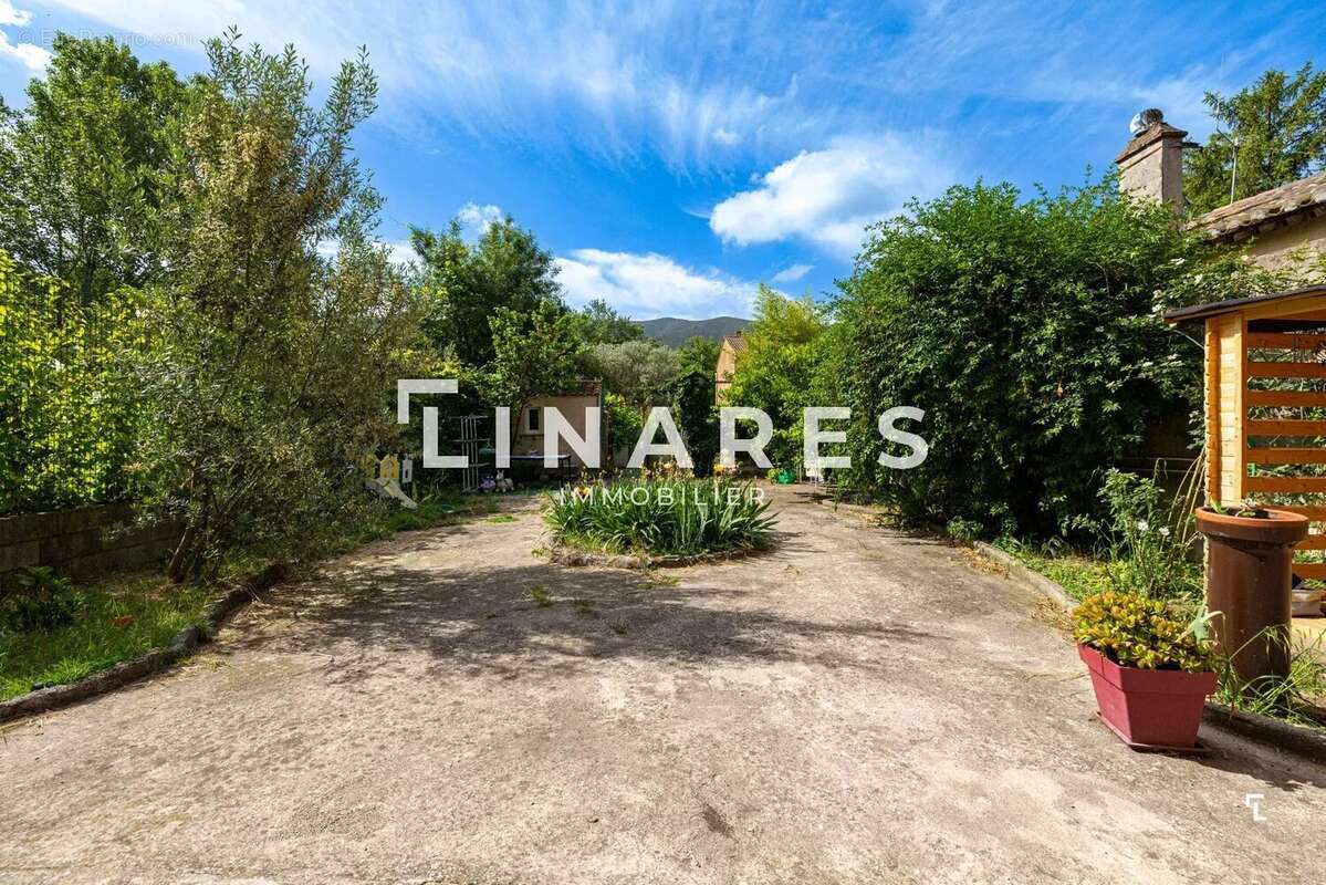 Appartement à MARSEILLE-11E