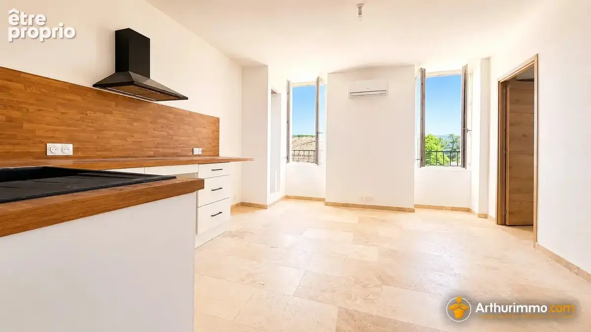 Photo Appartement à Pourrieres au prix de 170 000€