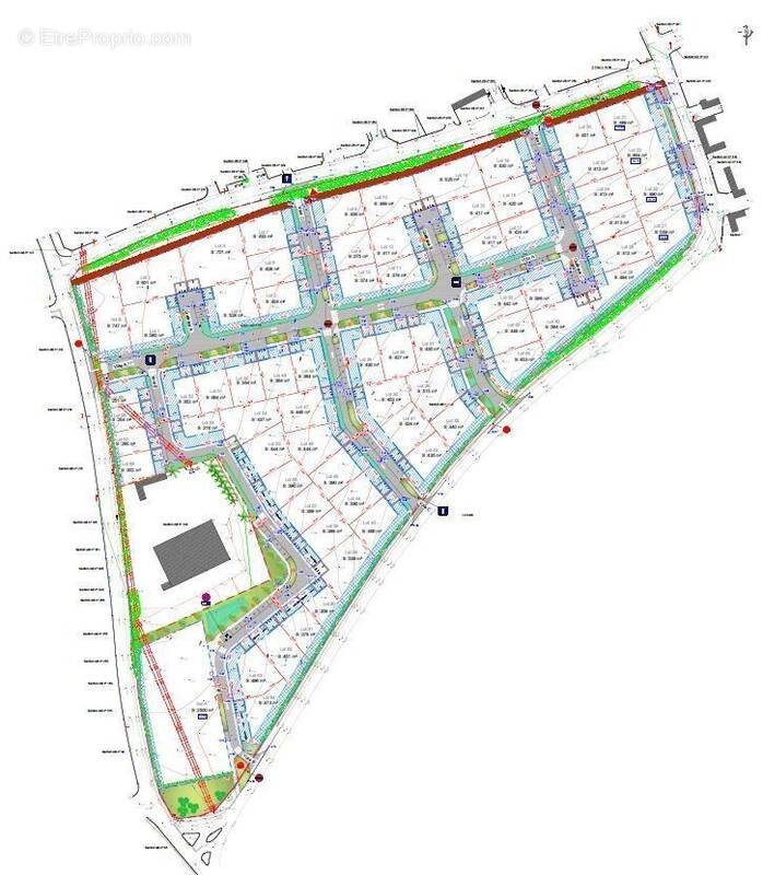 Terrain à MAUZE-SUR-LE-MIGNON