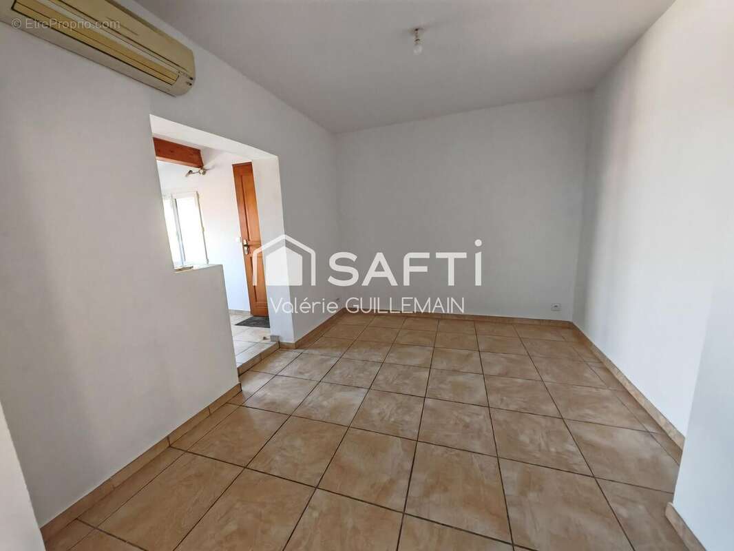 Photo 3 - Appartement à PORT-SAINT-LOUIS-DU-RHONE