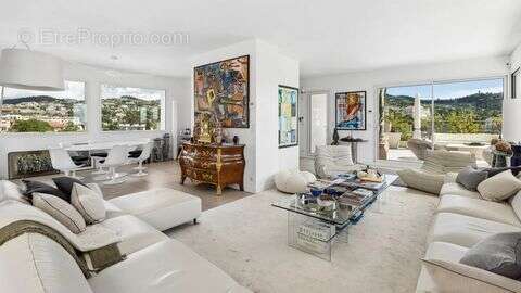 Appartement 160 m² à Cannes  - photo 2