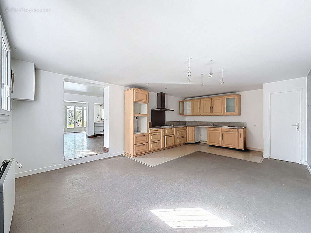 Maison à JOUARS-PONTCHARTRAIN