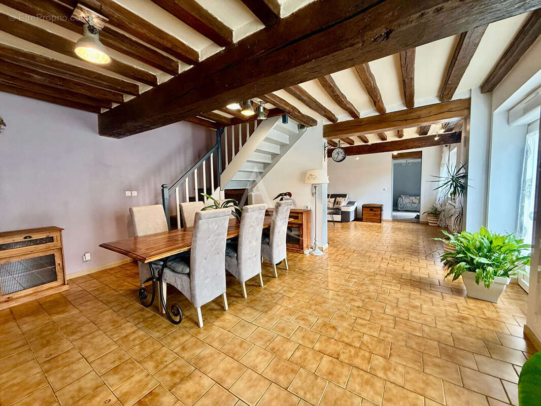 Maison familiale 144,50 m² À 5 minutes de Châteauneuf-en-Thymerais - photo 4