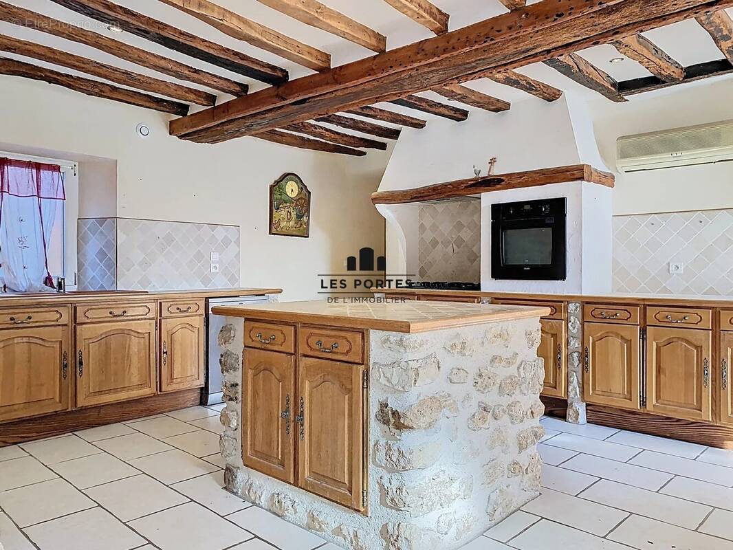 Maison à MALESHERBES