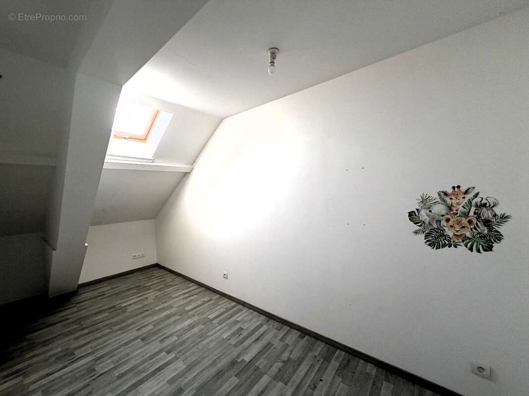 Maison à HOMBLEUX
