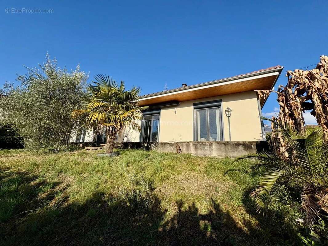 Maison à MONTBONNOT-SAINT-MARTIN