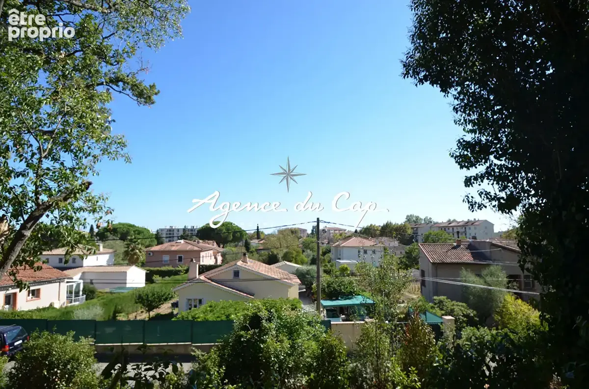 Terrain à FREJUS