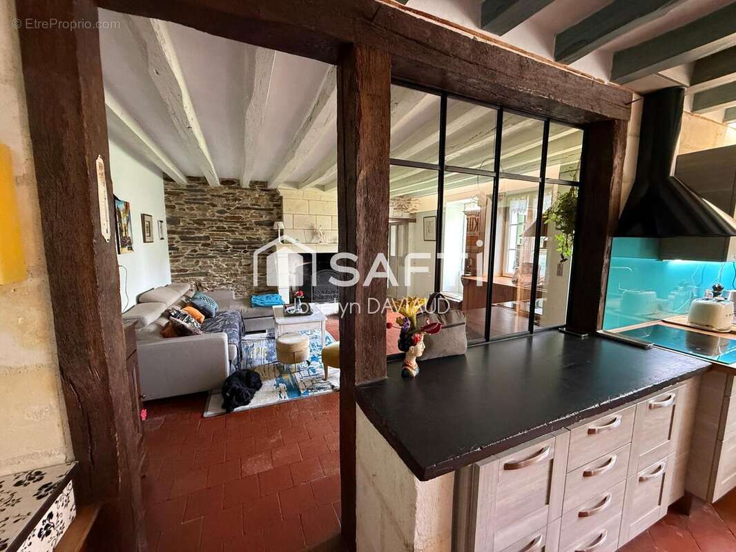 Maison 155 m² à Saint-Sulpice  - photo 6