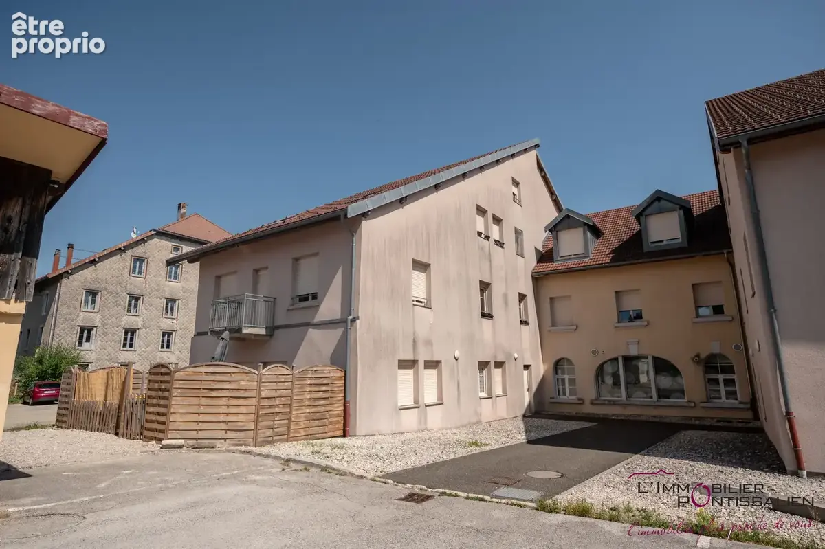 Appartement centre village MOUTHE - photo 20