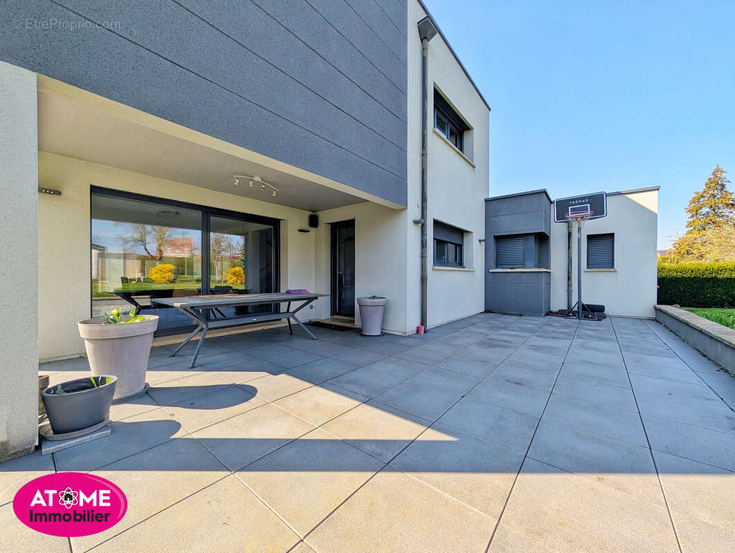 Maison à SAINTE-MARIE-AUX-CHENES