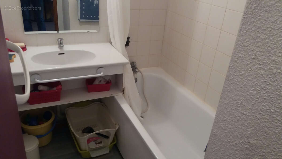 Appartement à AVRIEUX