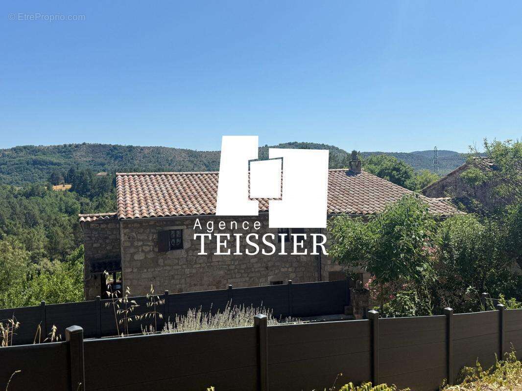 Maison à LES ASSIONS