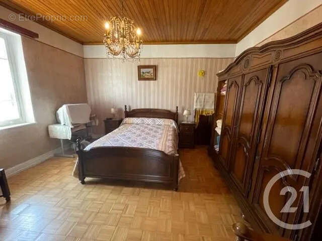 Maison à SATHONAY-CAMP