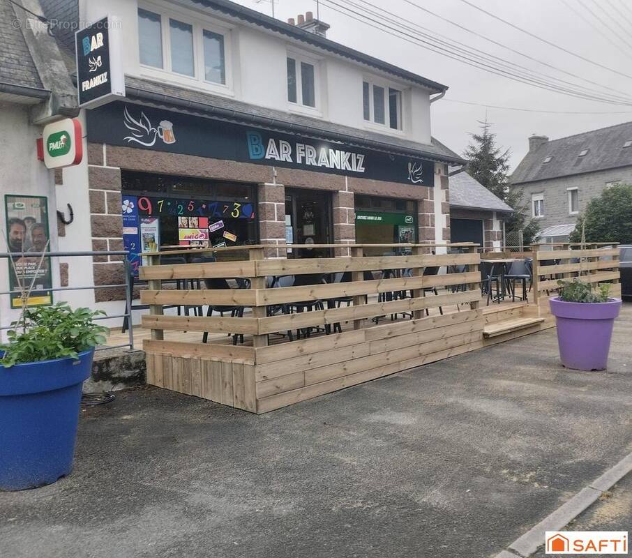 Photo 1 - Commerce à BEGARD