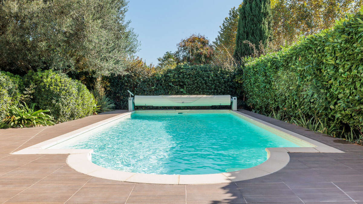 Maison à SAINT-ORENS-DE-GAMEVILLE