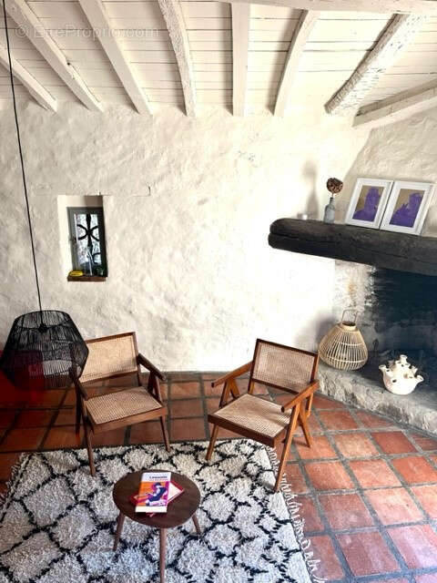 Maison à CALMEILLES