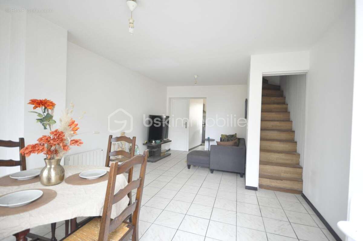 LIANCOURT CENTRE!!! Maison 4 pièces 79m² environ avec Jardin - photo 2