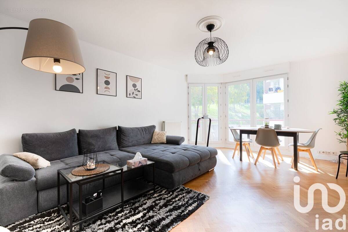 Photo 1 - Appartement à LONGJUMEAU