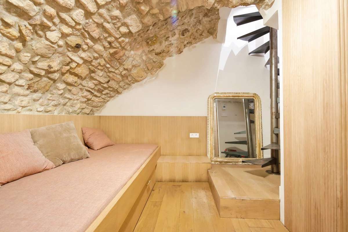 Appartement à PARIS-5E